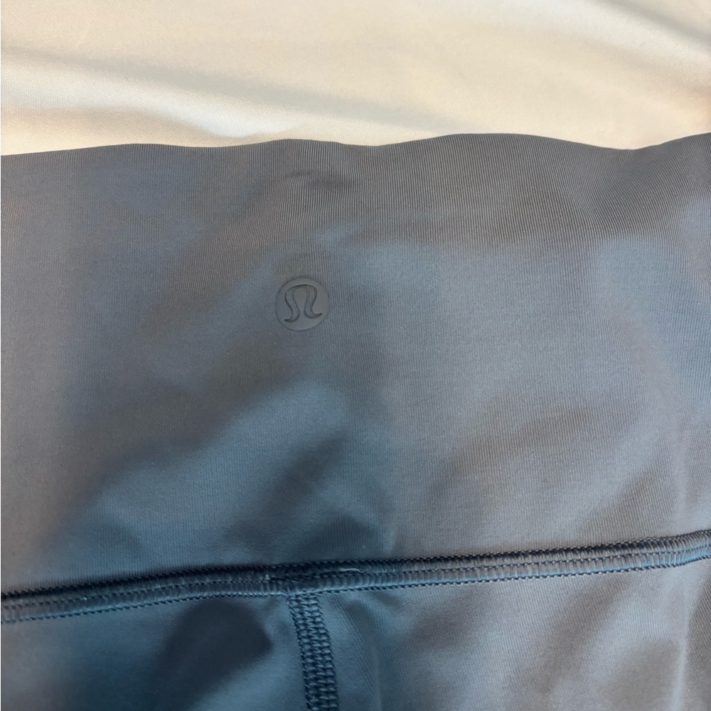 Lululemon Compression Leggings - Picture 5 of 6